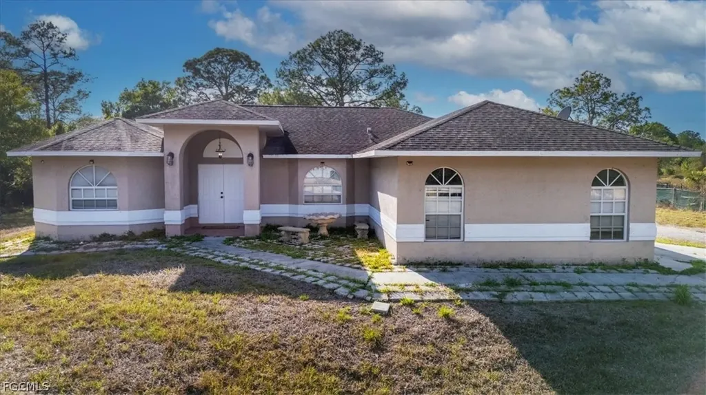 430 S Datil Street Clewiston FL 33440
