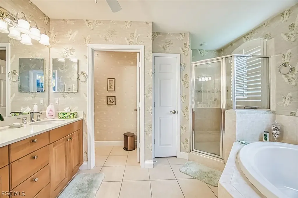 14074 Bently Circle Fort Myers FL 33912