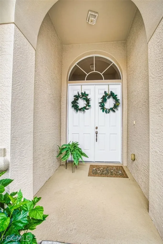 14074 Bently Circle Fort Myers FL 33912