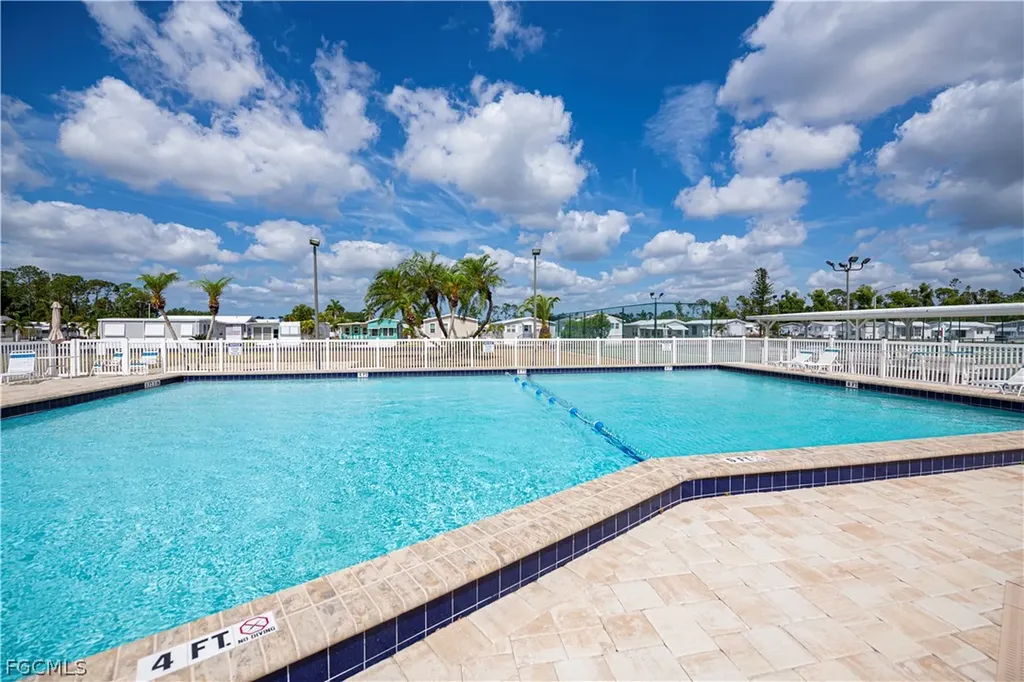 25 La Fonda Lane North Fort Myers FL 33903
