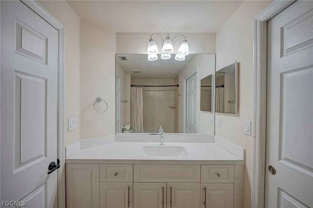 13150 Bella Casa Circle Fort Myers FL 33966