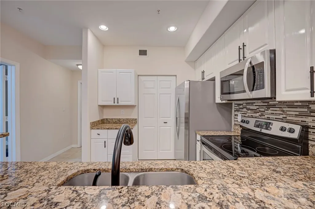 13150 Bella Casa Circle Fort Myers FL 33966