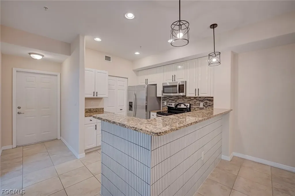 13150 Bella Casa Circle Fort Myers FL 33966