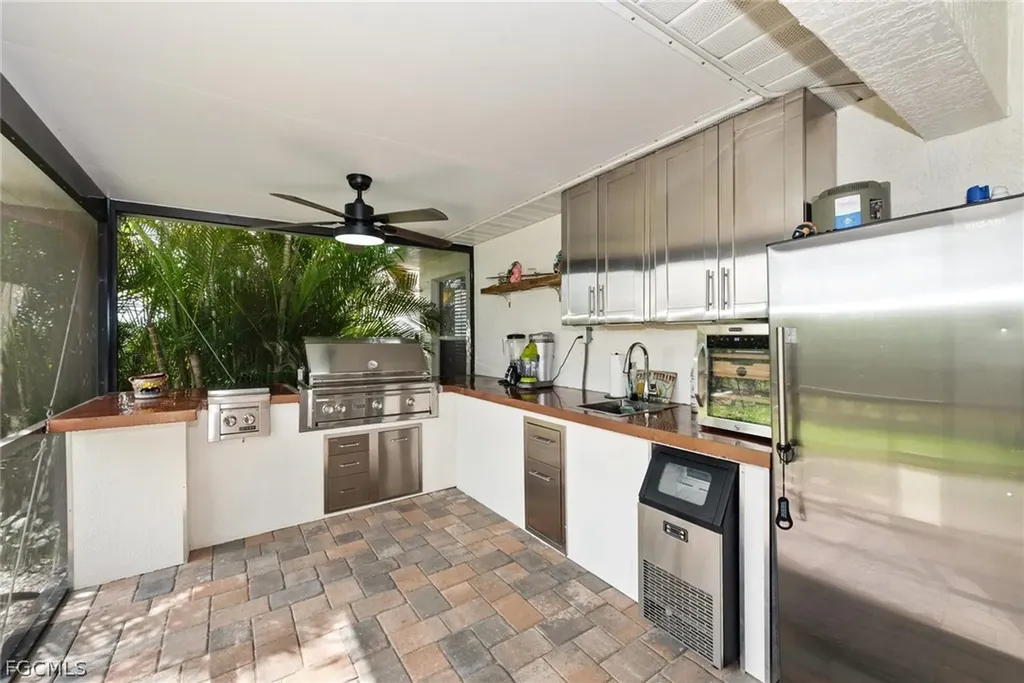 Cape Coral FL, 2939 NW 4th Place