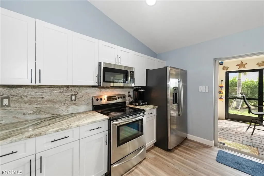 2939 NW 4th Place Cape Coral FL 33993