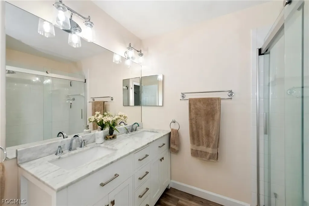2939 NW 4th Place Cape Coral FL 33993