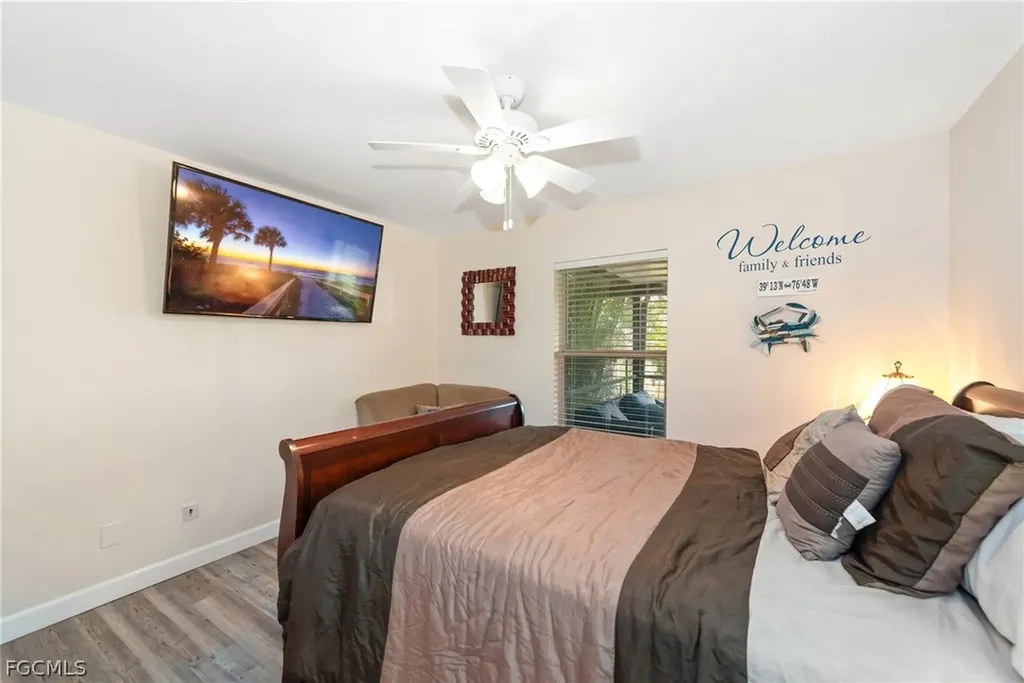 2939 NW 4th Place Cape Coral FL 33993