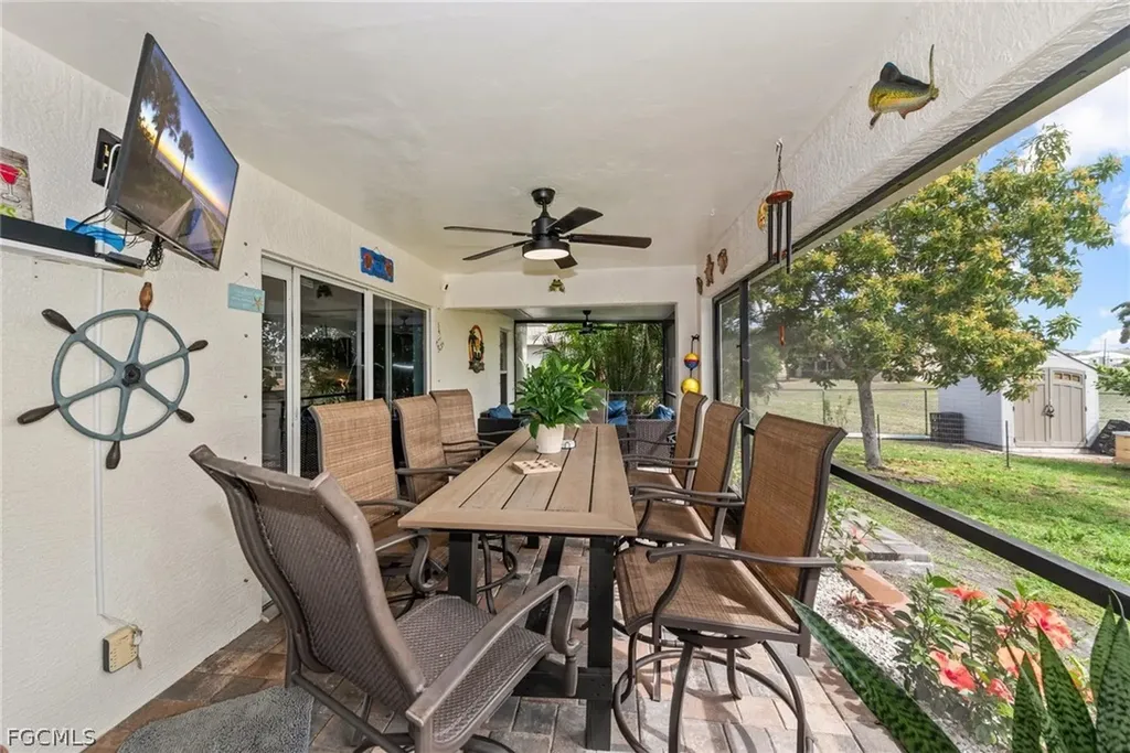 2939 NW 4th Place Cape Coral FL 33993