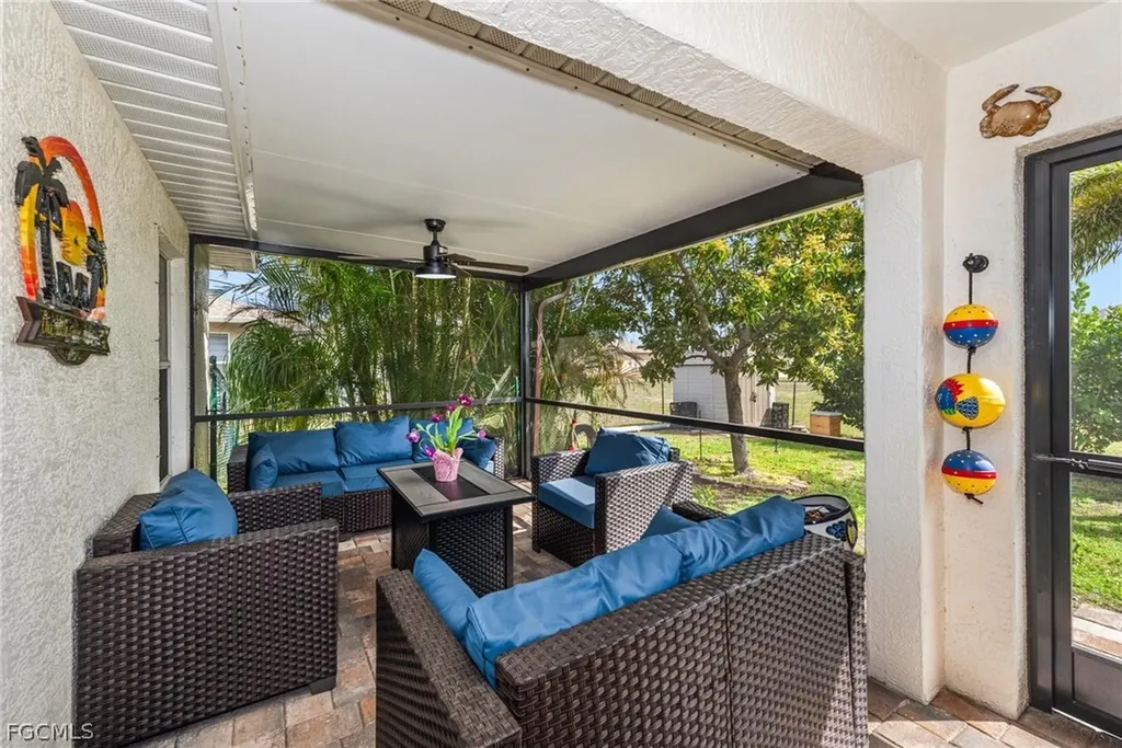 2939 NW 4th Place Cape Coral FL 33993