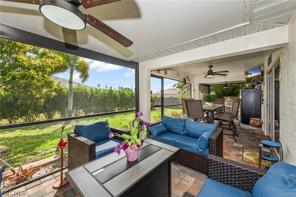2939 NW 4th Place Cape Coral FL 33993