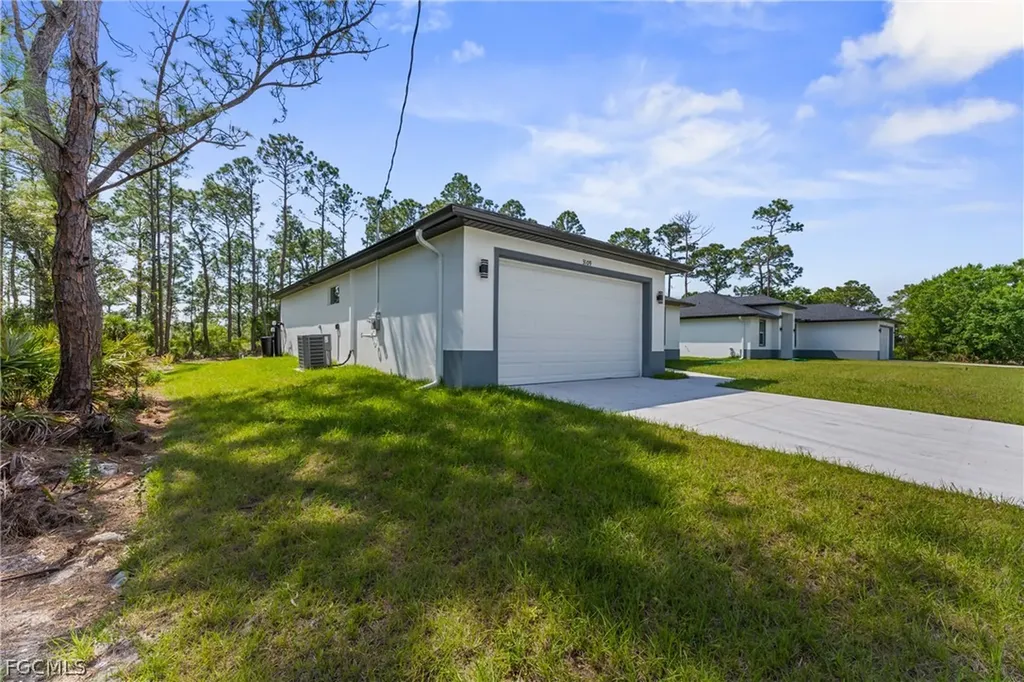 3111 40th Street W Lehigh Acres FL 33971