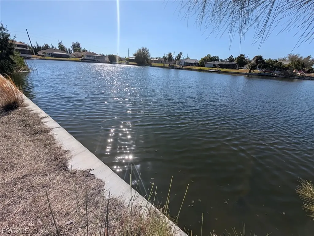 302 SW 21st Avenue Cape Coral FL 33991