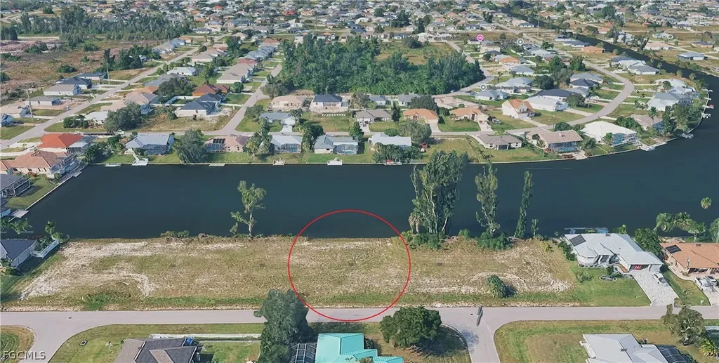 302 SW 21st Avenue Cape Coral FL 33991