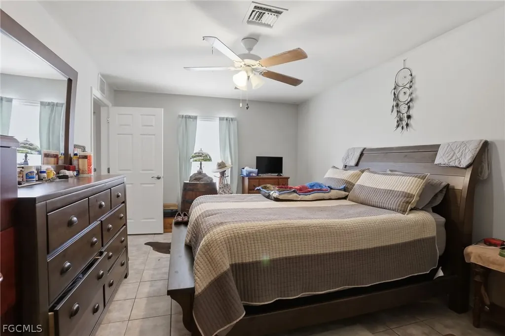 6031 N Moss Circle Labelle FL 33935