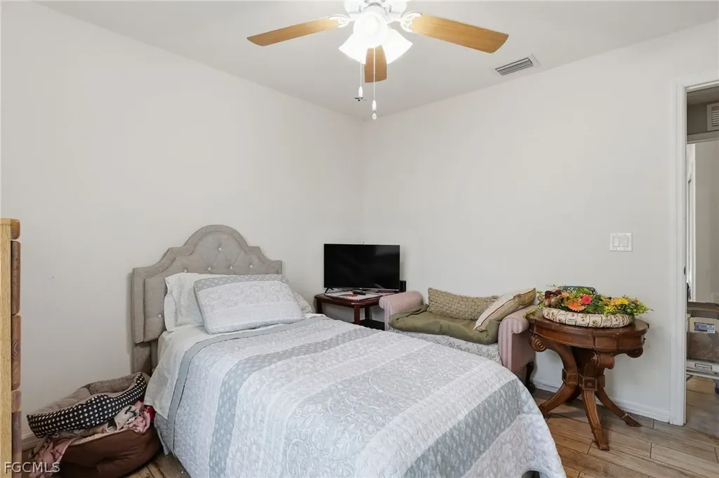 6031 N Moss Circle Labelle FL 33935