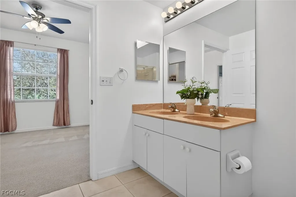 950 Hancock Creek South Boulevard Cape Coral FL 33909