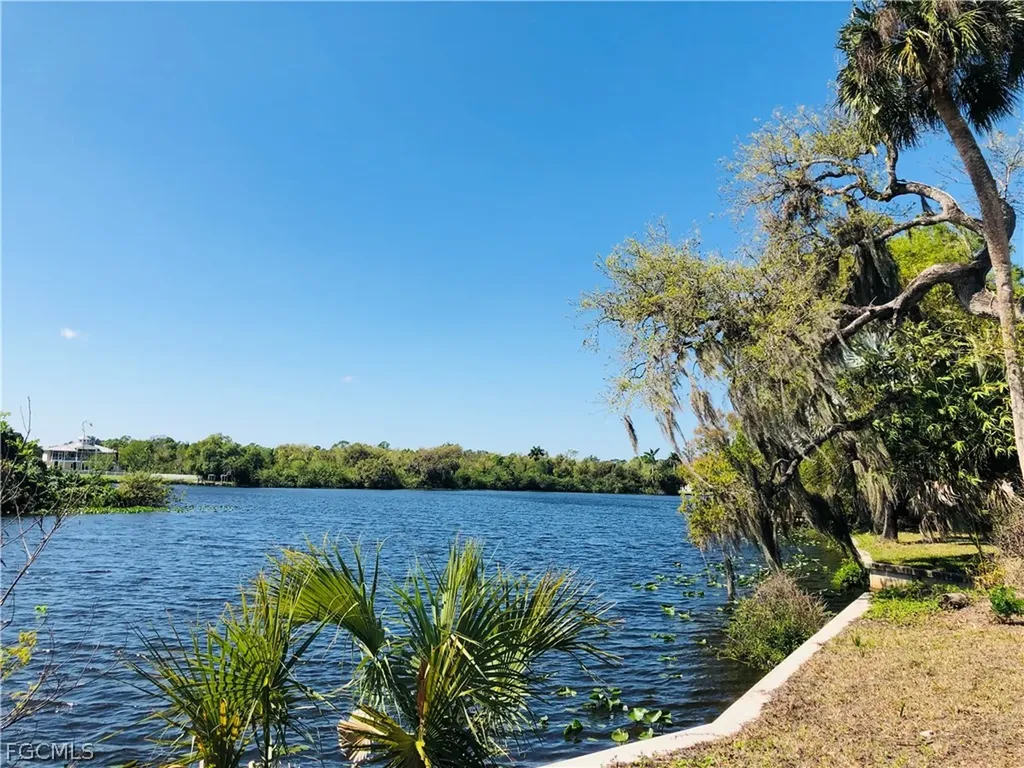 17500 Taylor Road Alva FL 33920