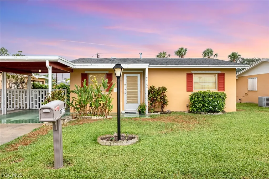 2213 Orchid Road Lehigh Acres FL 33936
