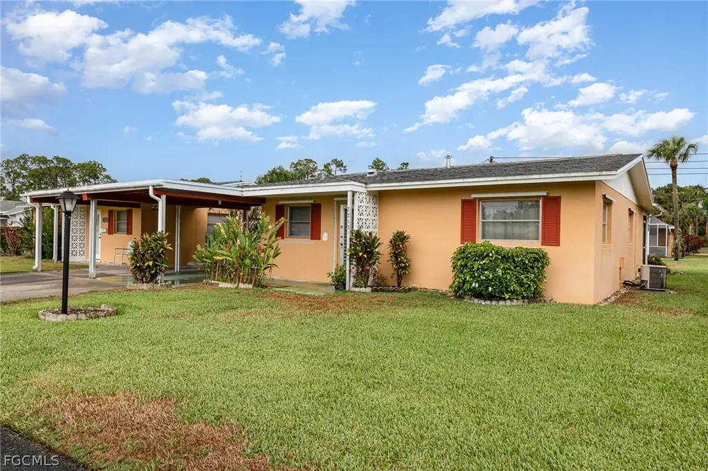 2213 Orchid Road Lehigh Acres FL 33936
