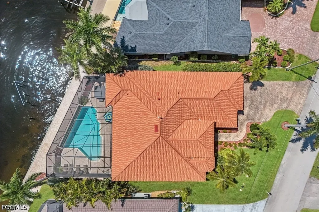 3115 SE 22nd Place Cape Coral FL 33904