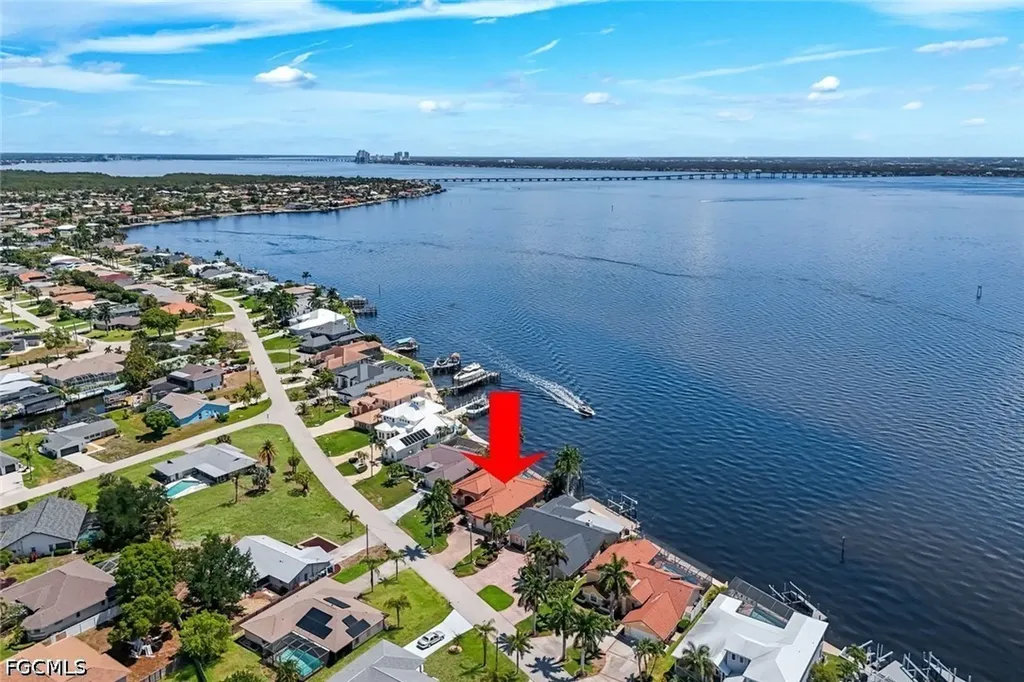 3115 SE 22nd Place Cape Coral FL 33904