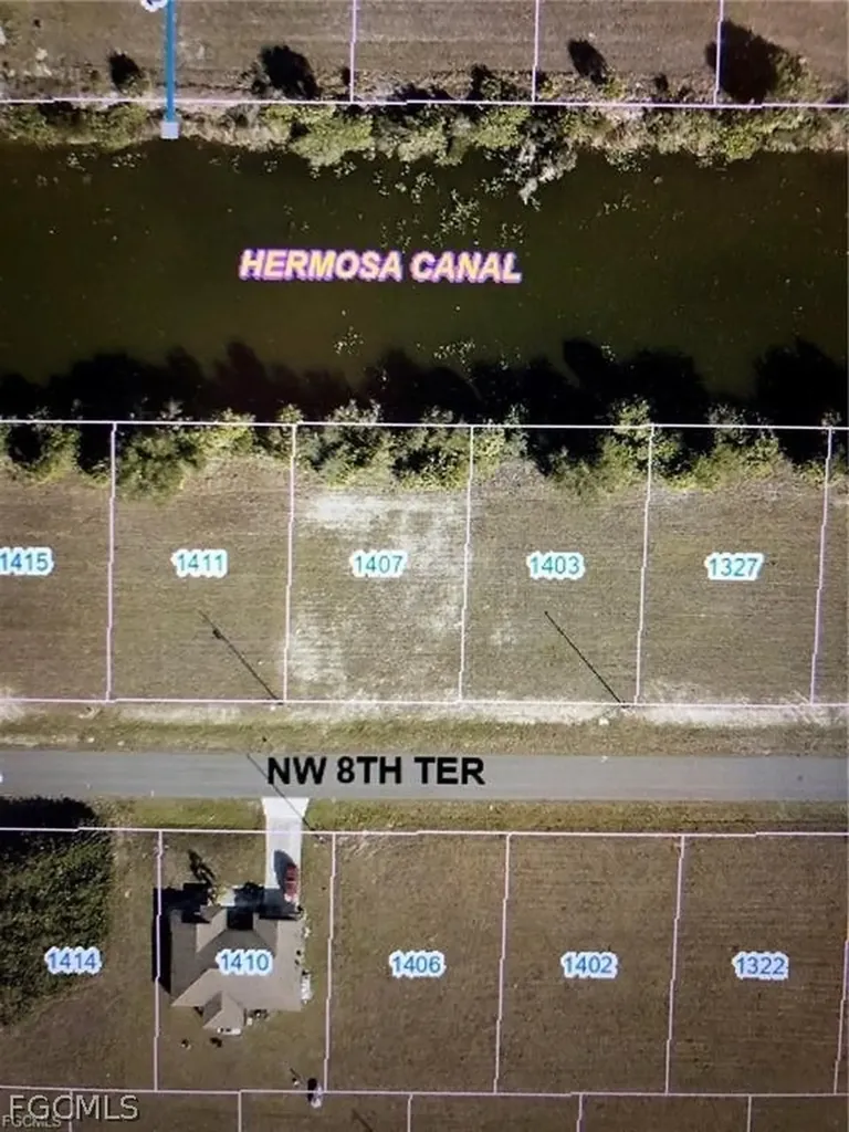 1407 NW 8th Terrace Cape Coral FL 33993