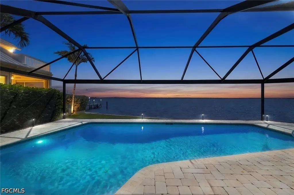 3111 SE 22nd Place Cape Coral FL 33904