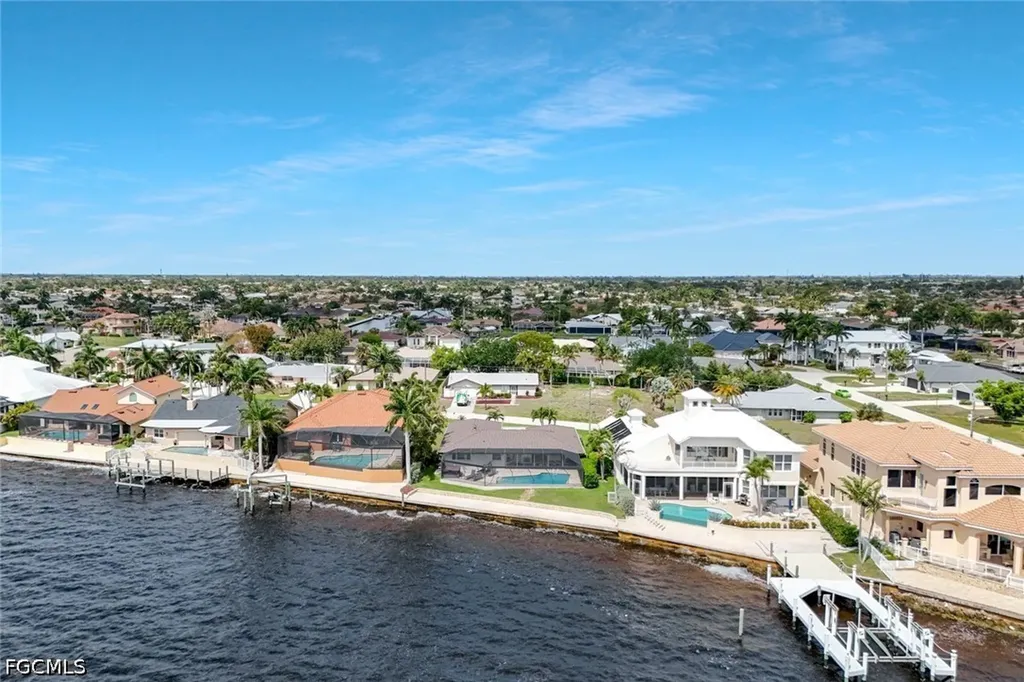 3111 SE 22nd Place Cape Coral FL 33904