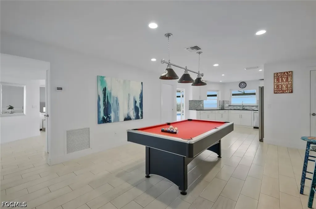 3111 SE 22nd Place Cape Coral FL 33904