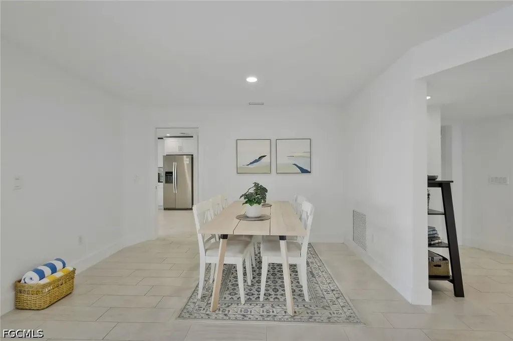 3111 SE 22nd Place Cape Coral FL 33904
