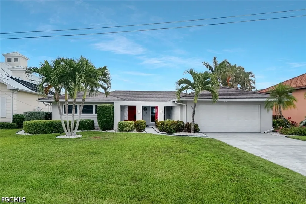 3111 SE 22nd Place Cape Coral FL 33904