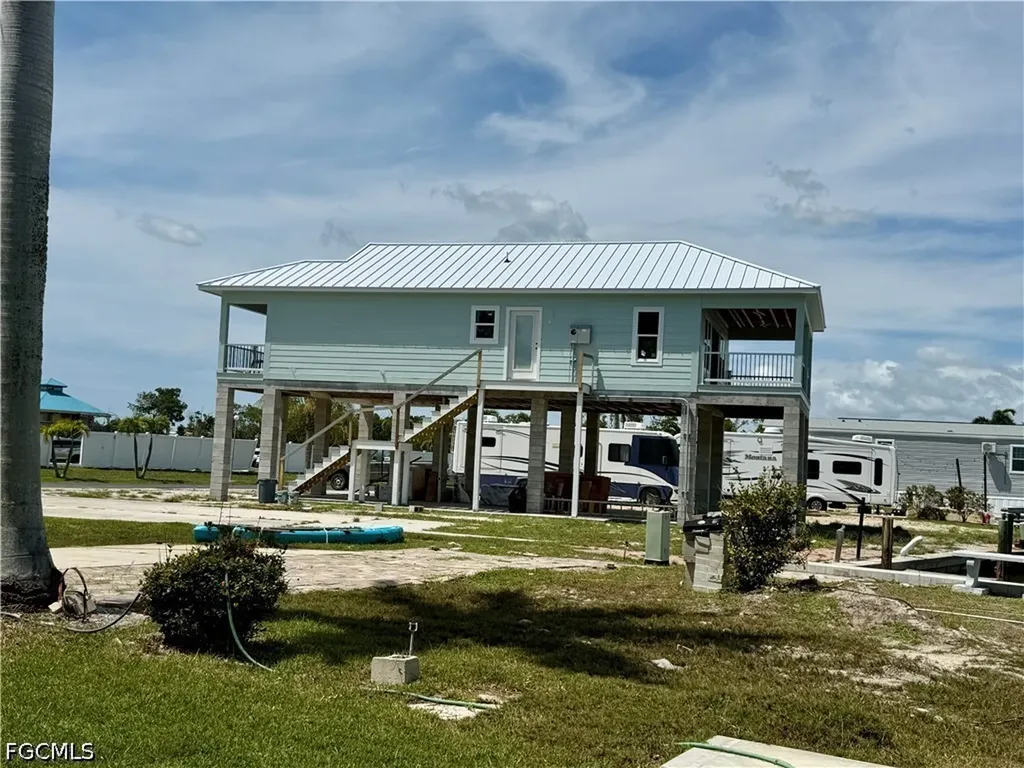 52 Doubloon Way Fort Myers Beach FL 33931