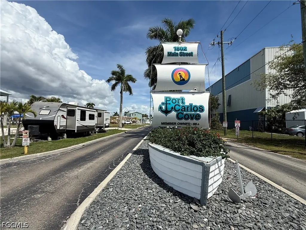 52 Doubloon Way Fort Myers Beach FL 33931