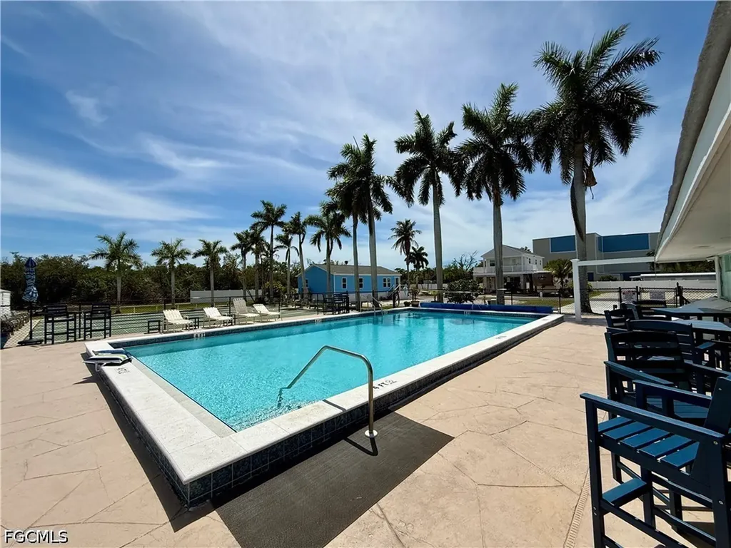 52 Doubloon Way Fort Myers Beach FL 33931