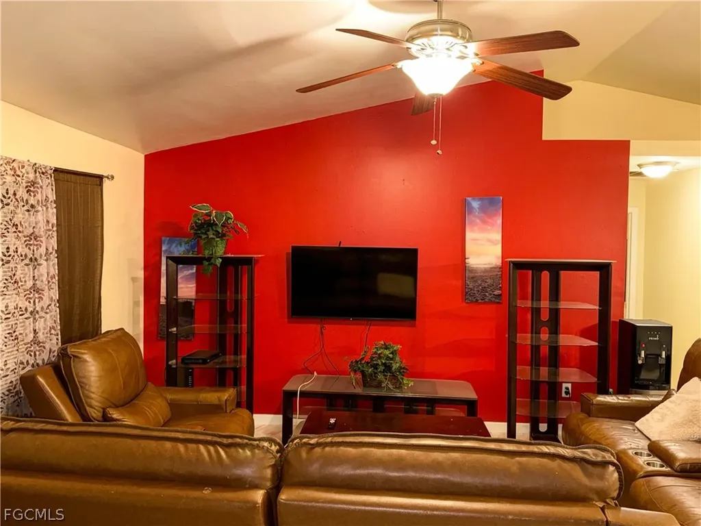 3714 5th Street SW Lehigh Acres FL 33976