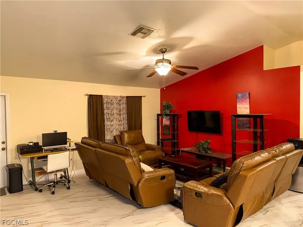 3714 5th Street SW Lehigh Acres FL 33976