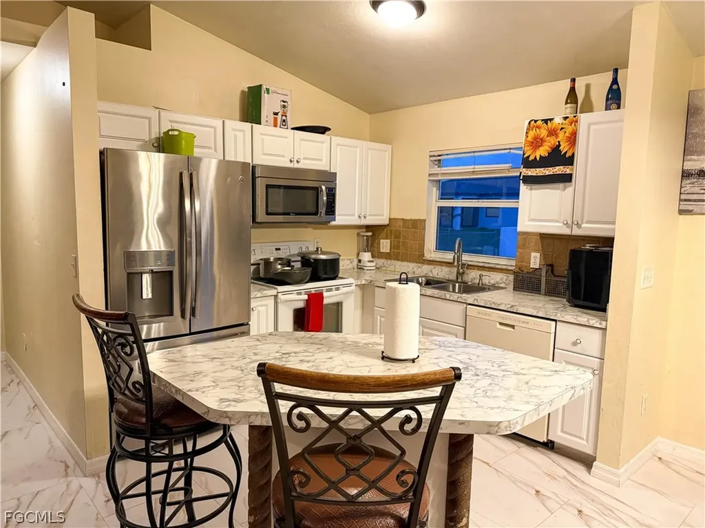 3714 5th Street SW Lehigh Acres FL 33976