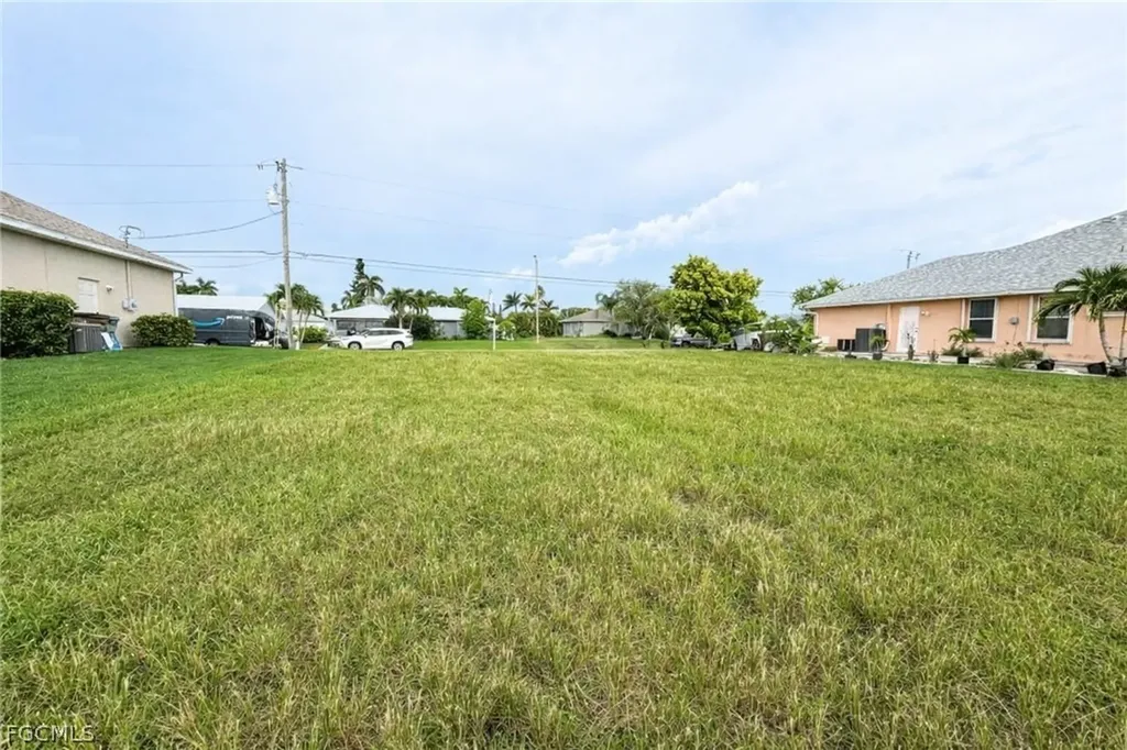 4226 SW 1st Place Cape Coral FL 33914