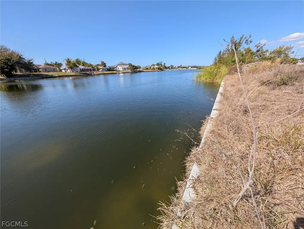 314 SW 21st Avenue Cape Coral FL 33991
