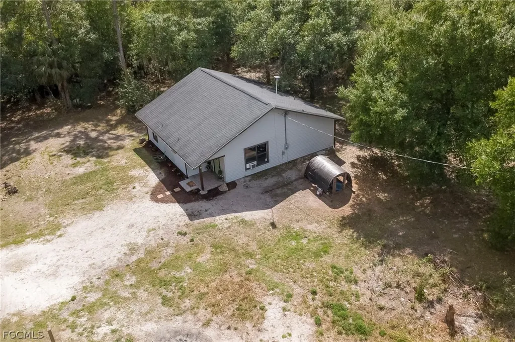 1063 Debbie Lane Labelle FL 33935