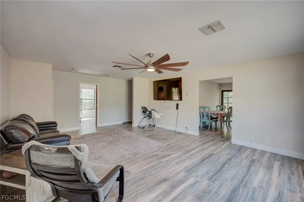 1063 Debbie Lane Labelle FL 33935