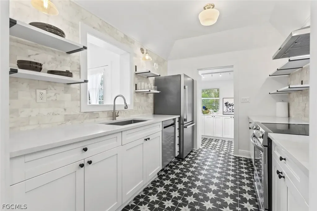 1414 Alhambra Drive Fort Myers FL 33901
