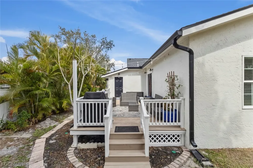 1414 Alhambra Drive Fort Myers FL 33901