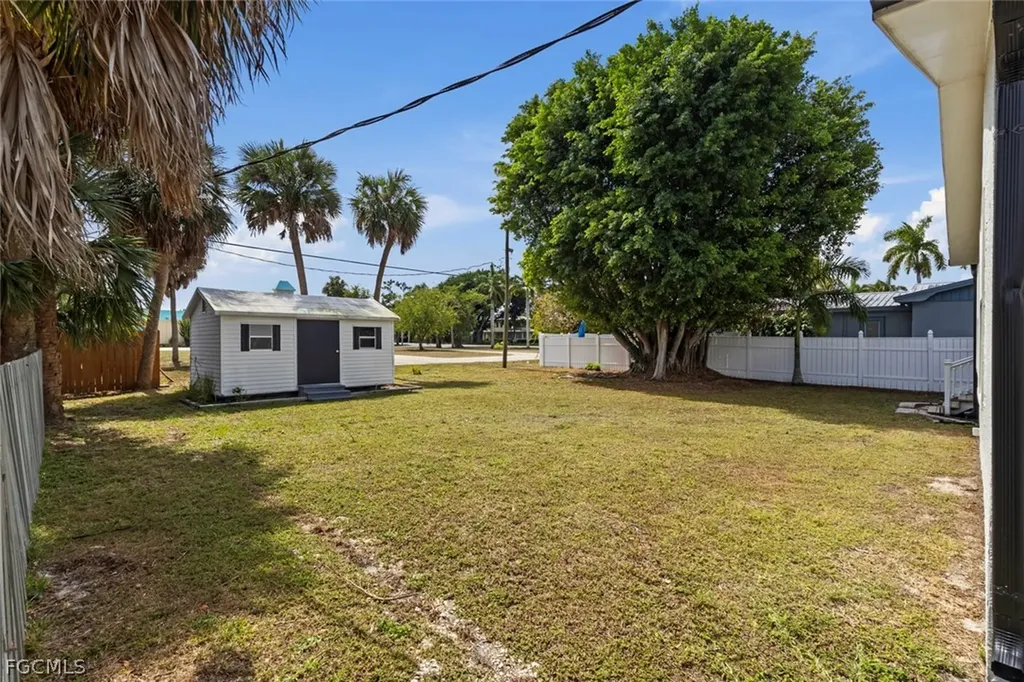 1414 Alhambra Drive Fort Myers FL 33901