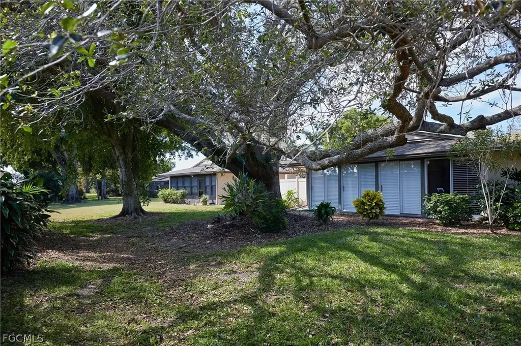 5844 Crabwood Court Fort Myers FL 33919