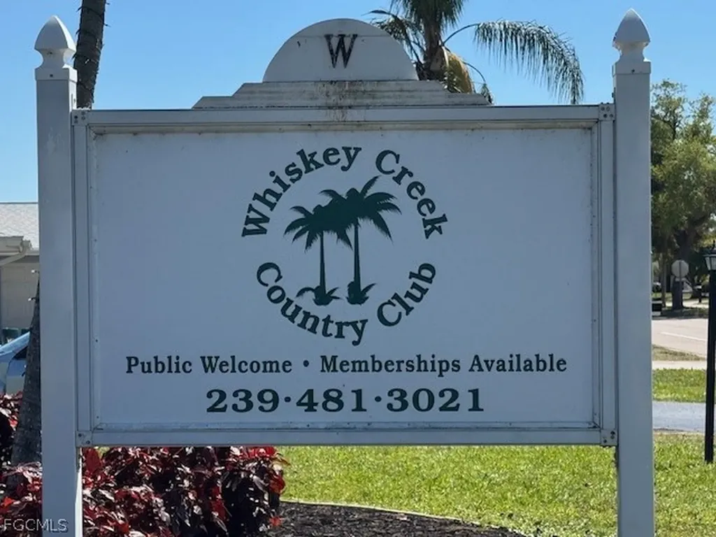 5844 Crabwood Court Fort Myers FL 33919