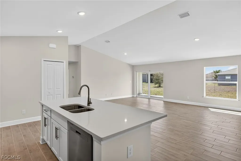 630 NW 28th Terrace Cape Coral FL 33993