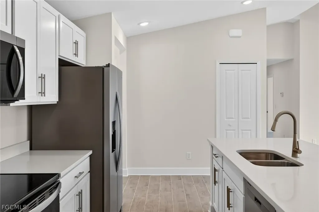 630 NW 28th Terrace Cape Coral FL 33993