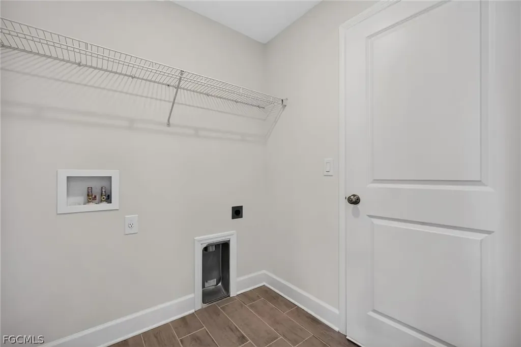 630 NW 28th Terrace Cape Coral FL 33993