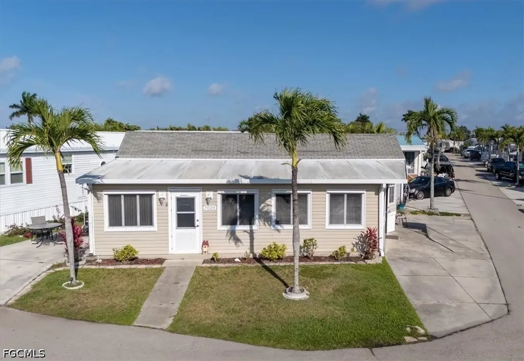 7029 Granada Lakes Drive Fort Myers FL 33967